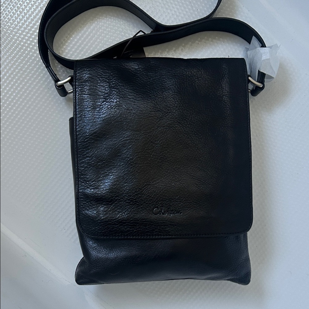 NWT Cole Haan Men's Newspaper Bag Black Leather Messenger Bag